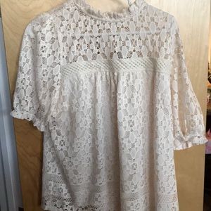 Monteau lace top size XL🔥💕